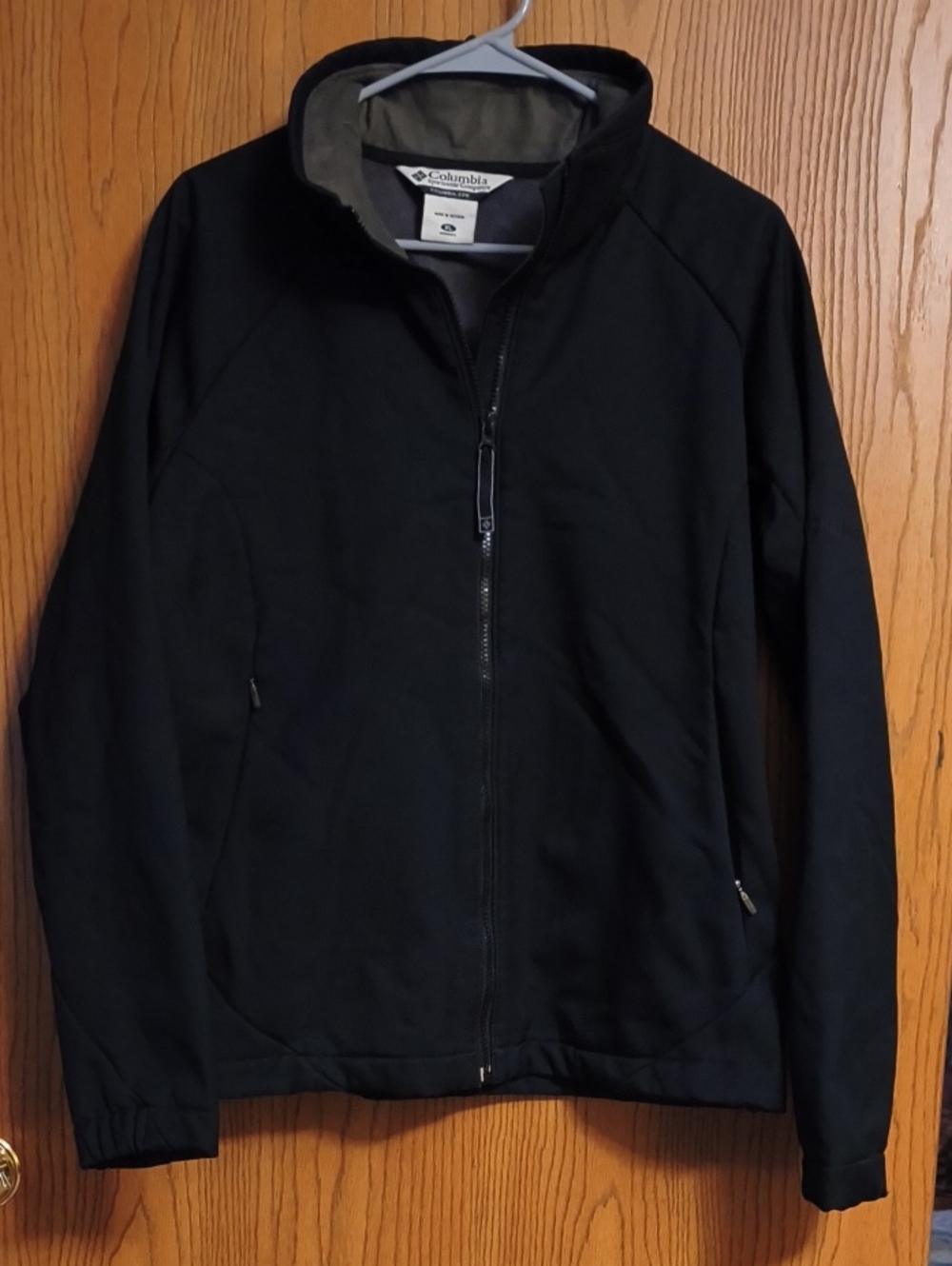 Columbia Black Full-Zip Hooded Windbreaker Jacket